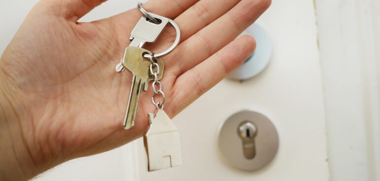 keys to your new apartment