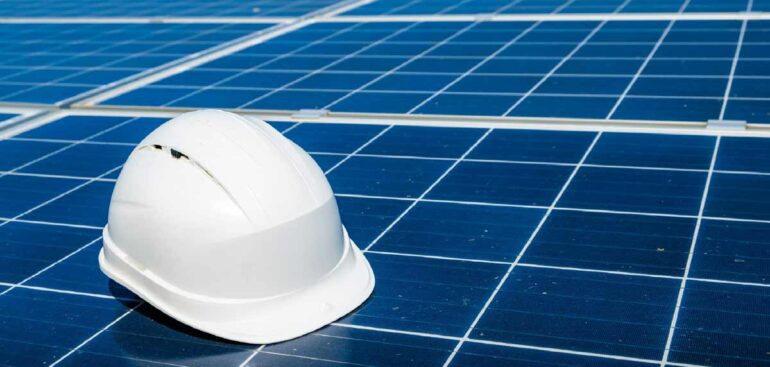 construction helmet by unsplash.com/@oqtave free image use